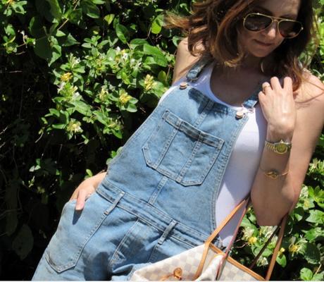 Stylish Thoughts – One Large Plain Stylish Thoughts – One Large Plain