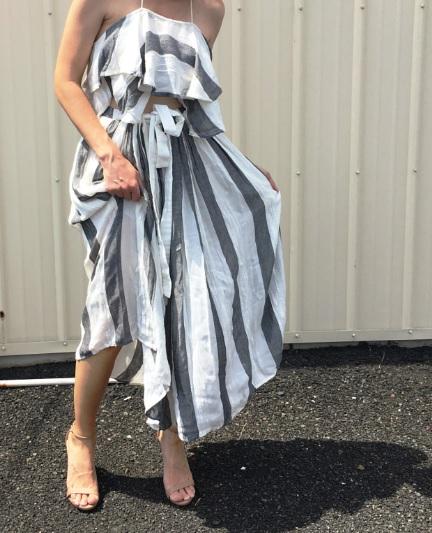 Stylish Thoughts – One Large Plain Stylish Thoughts – One Large Plain