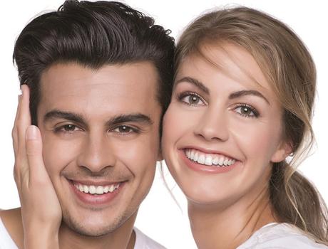 Beauty News: Getting sparkling whites with iWhite iWhite Model Visual