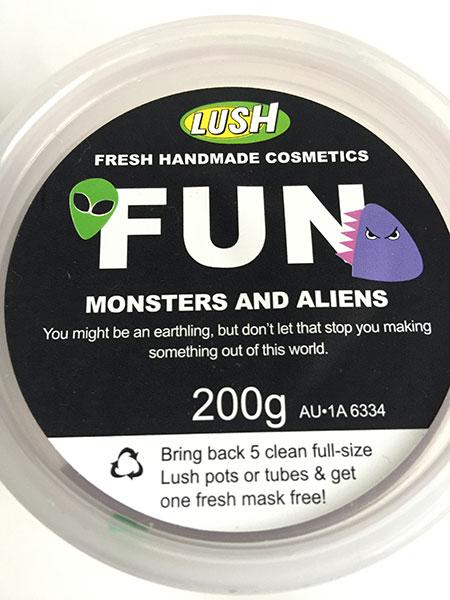 LUSH FUN Soap For Bath-stronauts & Earthlings