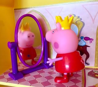 Princess Peppa is in Town - Princess Peppa's Palace & Enchanting TowerReview