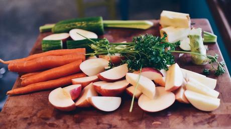 Tips On Losing Belly Fat: How Much Sugar Are You Drinking? Sugar and fructose in fruit and veggies