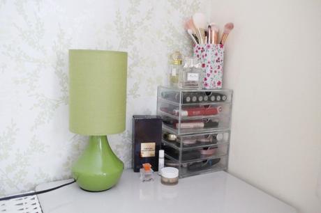 Beauty: Dressing Table Dreaming photo Room Tour Summer 2016 1_zpscbjysfmu.jpg