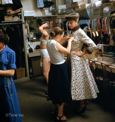 Dior-1954--Backstage-Photos-of-1954-Paris-Fall-Collection---Mark-Shaw Backstage-at-a-Christian-Dior--show-1954---Mark-Shaw