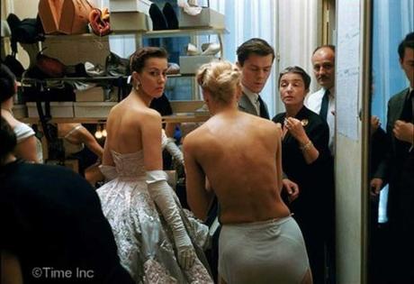 Dior-1954--Backstage-Photos-of-1954-Paris-Fall-Collection Dior-1954--Backstage-Photos-of-1954-Paris-Fall-Collection
