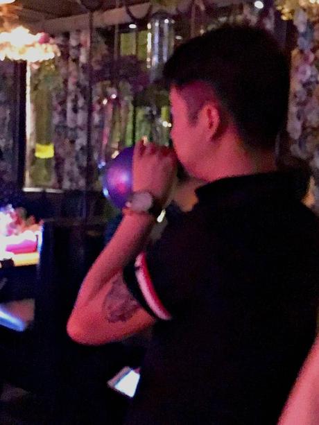 China’s Culture Club: Flower Power, Fruit Platters and Laughing Gas! Is nitrous gas legal in bars