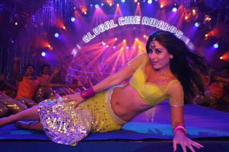 kareena kapoor Hot Pics & Kareena Kapoor Sexy Bikini Wallpaper in HD kareena kapoor Hot Pics & Kareena Kapoor Sexy Bikini Wallpaper in HD