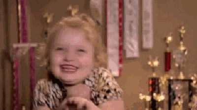 Toddlers & Tiaras: Git It Gurrrrl! That’s Right…It’s Time To Sparkle And Spray Again, Baby. They’re Baaaaaaack! eInav