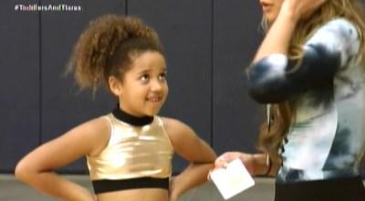 Toddlers & Tiaras: Git It Gurrrrl! That’s Right…It’s Time To Sparkle And Spray Again, Baby. They’re Baaaaaaack! bowww