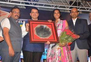 PV Sindhu flaunting her silver during felicitation by Maharashtra