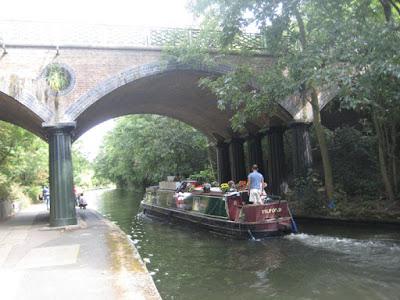LONDON CANALS, Guest Post by Gretchen Woelfle