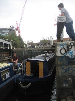 LONDON CANALS, Guest Post by Gretchen Woelfle