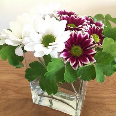 flower arrangement glass square vase