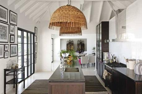 St. Bart's house tour: cool, crisp Caribbean style.