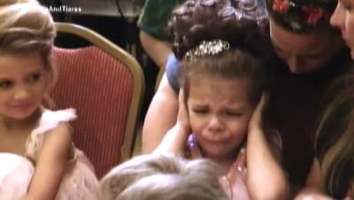 Toddlers & Tiaras: Snatch That Crown And Hit The Road. It’s Time To Pack Up And Head To Vegas, Baby. Game On! side