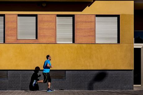 5 Tips on How to Jog Safely on the Roads 5 Tips on How to Jog Safely on the Roads
