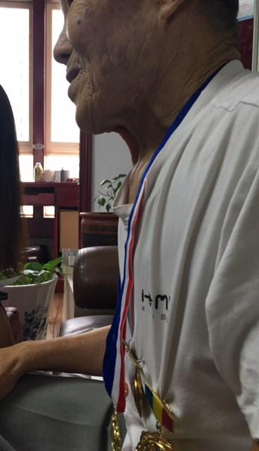 The Backbone of China: Meet My New Friend – A 93 Year Old War Veteran Soldier in the Japanese-Sino War