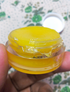 Review Natural Handmade LIP BALM in Tropical Alphanso by Fushia by Vkare Review Natural Handmade LIP BALM in Tropical Alphanso by Fushia by Vkare