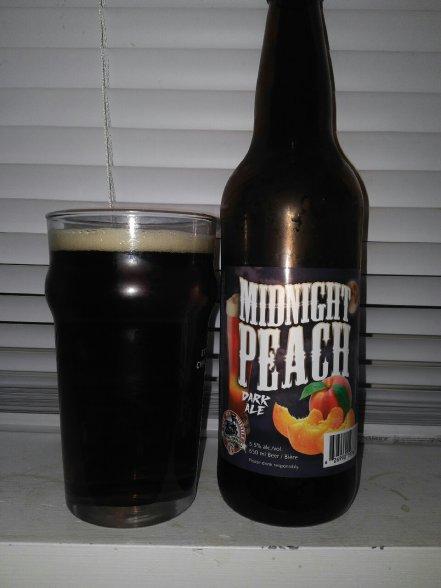 Midnight Peach Dark Ale – Tin Whistle Brewing