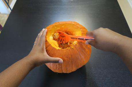 How to Carve a Pumpkin and Roast Pumpkin Seeds