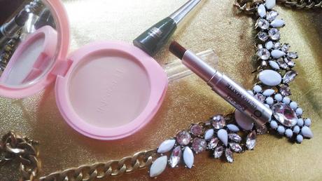 Busy Girl's Guide: Day to Night Diwali Look with VOV International
