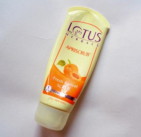 Lotus Herbals Fresh Apricot Apriscrub Review