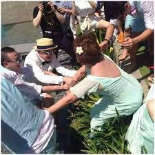 Being a Bridesmaid in China is More Than Just Holding the Bouquet! images-2
