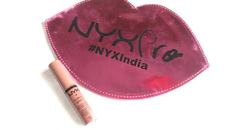 NYX Cosmetics Butter Gloss in Ginger Snap Review & Application NYX Cosmetics Butter Gloss in Ginger Snap Review & Application