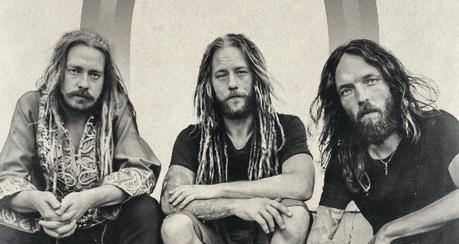 ASTEROID return with new album III, released on Fuzzorama Records | Stream and share it in full here ASTEROID return with new album III, released on Fuzzorama Records | Stream and share it in full here