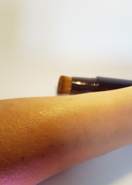 By Terry Light Expert Click Brush Golden Brown By Terry Light Expert Click Brush Golden Brown