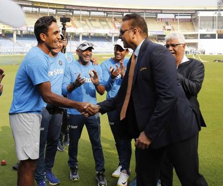 Jayant Yadav makes debut in Tests; Pujara and Kohli make centuries