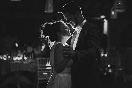 Colorful boho wedding in Santorini | Maxine & Lorenz wedding-in-santorini-11