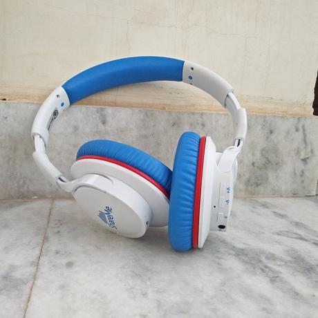Mixcder ShareMe 7 White Blue Wireless Headphones Review, Features