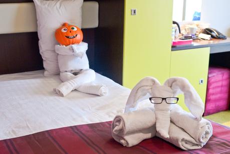 halloween towel art, Butlins bognor regis just for tots review, butlins, butlins bognor regis, just for tots, uk holiday for kids under 5, 