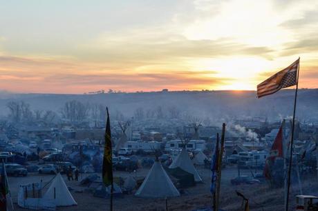 North Dakota to block supplies from pipeline protesters’ camp | Reuters