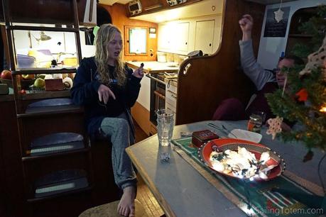 How to fit a 64’4″ rig under a 64′ bridge dsc02846