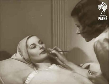 Dorothy-Gray-Make-Up-Routine--in-1947 Dorothy-Gray-Make-Up-Routine--in-1947