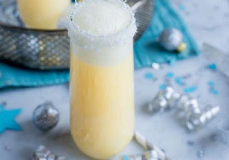 Top 10 New Years Eve Drinks You Need to Try Before Midnight Top 10 New Years Eve Drinks You Need to Try Before Midnight