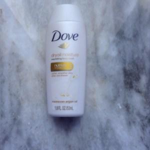 Winter 2016 Walmart Beauty Box Review Winter 2016 Walmart Beauty Box Review