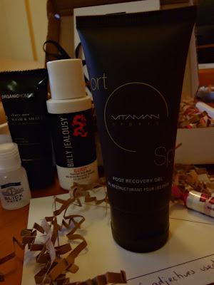 MenAreUseless Box MenAreUseless Box