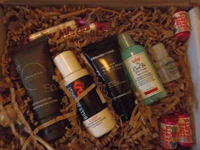 MenAreUseless Box MenAreUseless Box