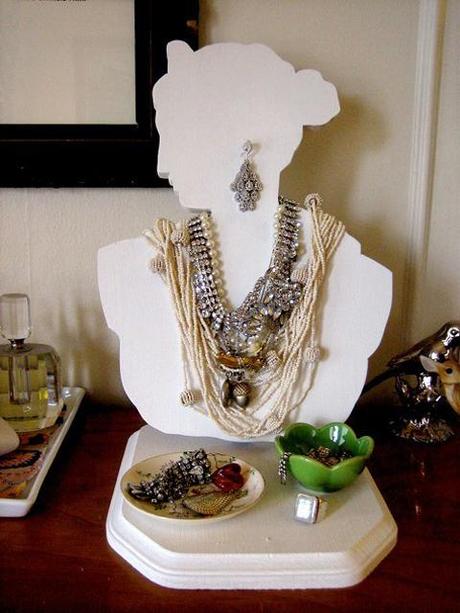 design*sponge DIY jewelry bust JEWELRY BUSTS // Organizing, Displaying
