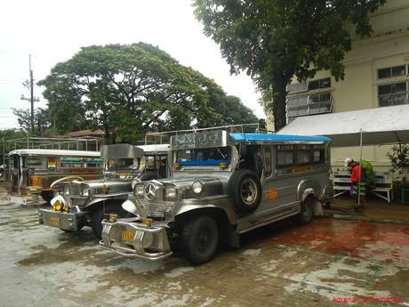 Traditional Philippine Jeepney