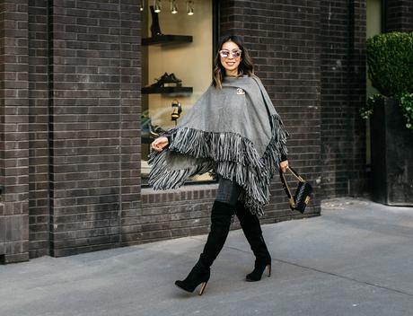 How to Wear a Poncho