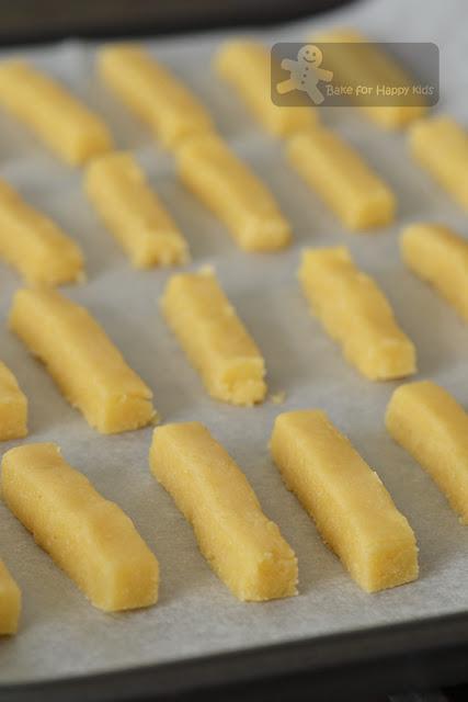 Kastengels / Indonesian Cheese Cookies - An Auspicious Cookie that looks like a little Gold Bar!