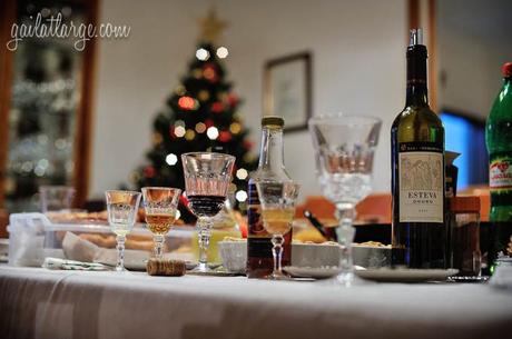 a Portuguese Christmas table