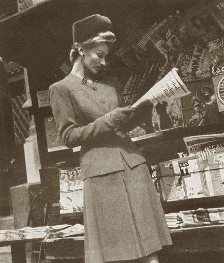 1940s-fashion---Winter-Coats-and-Dresses---Vogue-1940 1940s-fashion---Winter-Coats-and-Dresses---Vogue-1940