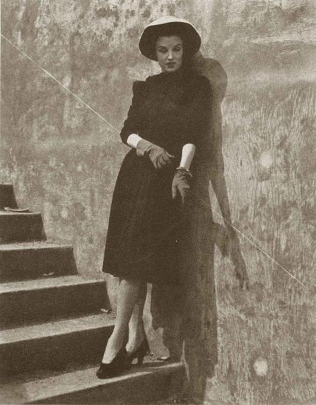 1940s-fashion---Winter-Coats-and-Dresses---Vogue-1940 1940s-fashion---Winter-Coats-and-Dresses---Vogue-1940
