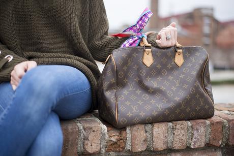 Want a real Louis Vuitton but can't afford the price tag that comes with it? Pretty Things Hoarder can help you get your dream designer bag at the fraction of a cost and even offers payment plans! 