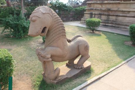 DAILY PHOTO: Mythical Beasts of Khajuraho